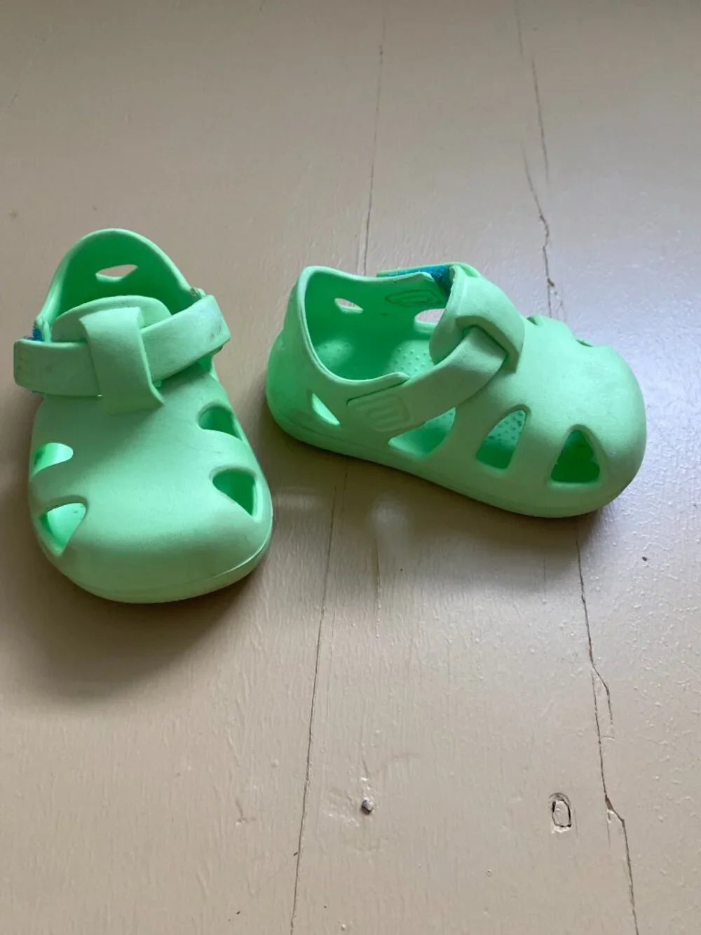 Ten Little Splash Sandals for Toddlers, Kids & Baby Size 3
